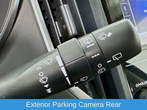 Used 2017 Subaru Impreza 2.0i Premium image 15