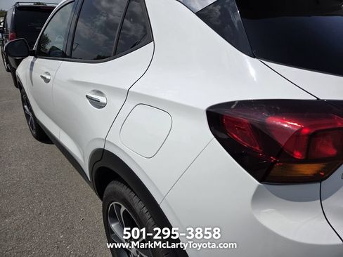 Used 2020 Buick Encore GX Essence FWD image 9