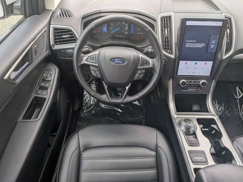 Used 2022 Ford Edge SEL w/ Convenience Package AWD/4WD image 15