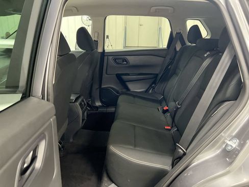 Used 2024 Nissan Rogue S AWD/4WD image 22