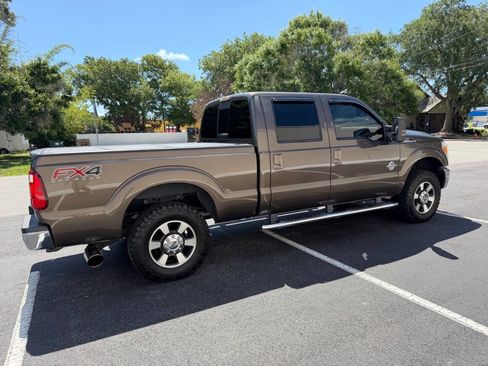 Used 2016 Ford F250 Lariat w/ Lariat Ultimate Package AWD/4WD image 18