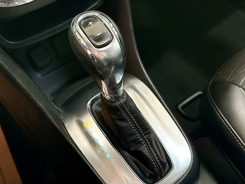 Used 2016 Buick Encore FWD image 17