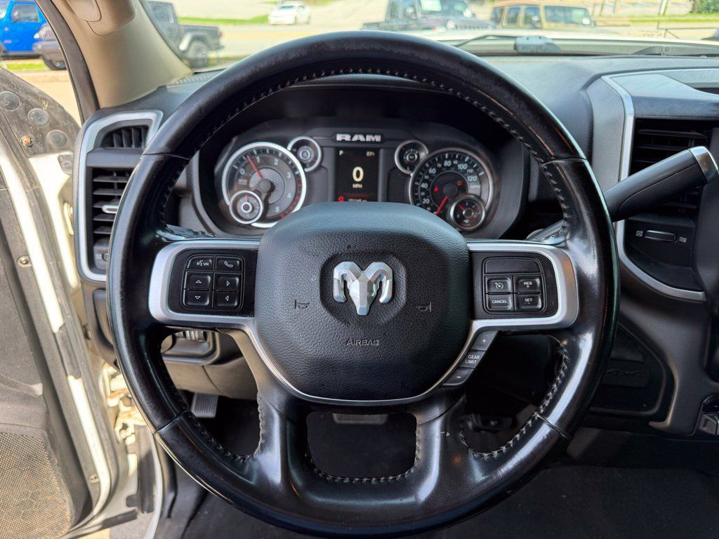 Used 2020 RAM 2500 Big Horn w/ Level 1 Equipment Group AWD/4WD image 16