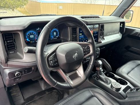 Certified 2025 Ford Bronco Badlands AWD/4WD image 15