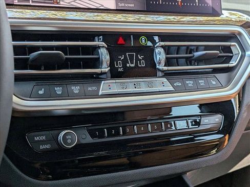 Used 2023 BMW X3 xDrive30i w/ Premium Package w/ZPA image 9