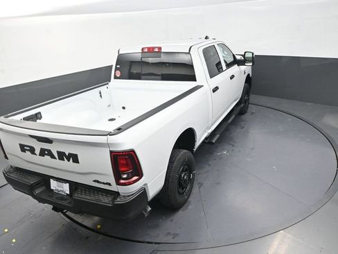 New 2026 RAM 2500 Tradesman AWD/4WD image 18