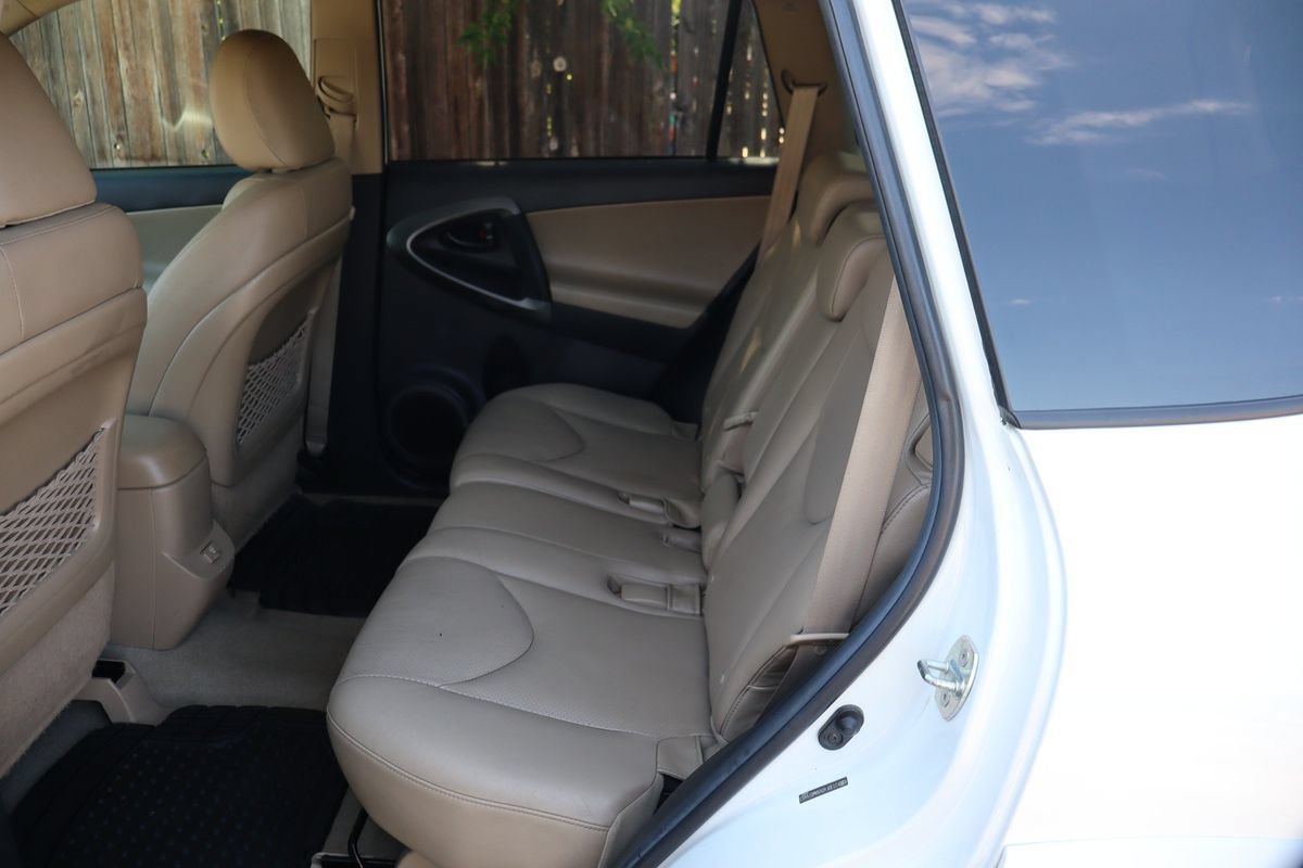 Used 2010 Toyota RAV4 Limited w/ Limited Extra Value Pkg AWD/4WD image 20