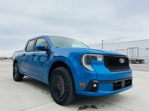 New 2026 Ford Maverick Lobo image 7