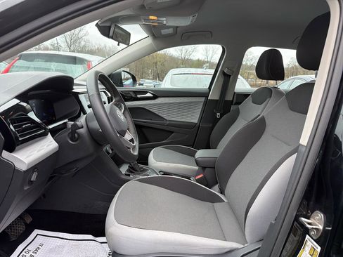 Used 2022 Volkswagen Taos S w/ IQ Drive S Package image 15