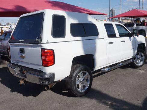 Used 2015 Chevrolet Silverado 2500 LT w/ LT Convenience Package RWD image 6