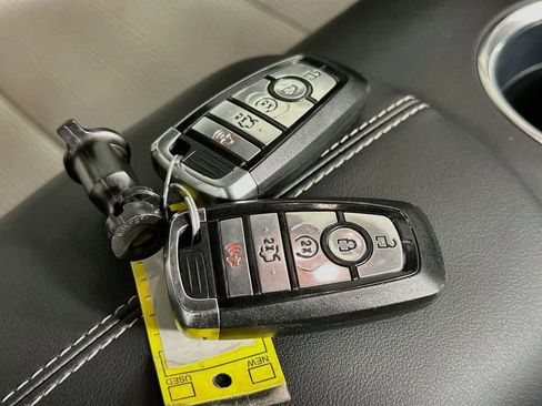 Used 2024 Ford Mustang Premium image 19