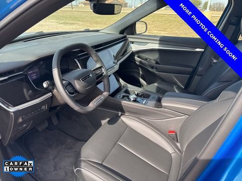 Used 2025 Jeep Wagoneer S Limited image 8