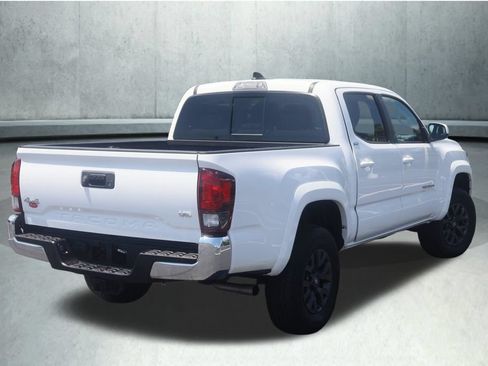 Used 2023 Toyota Tacoma SR5 AWD/4WD image 10