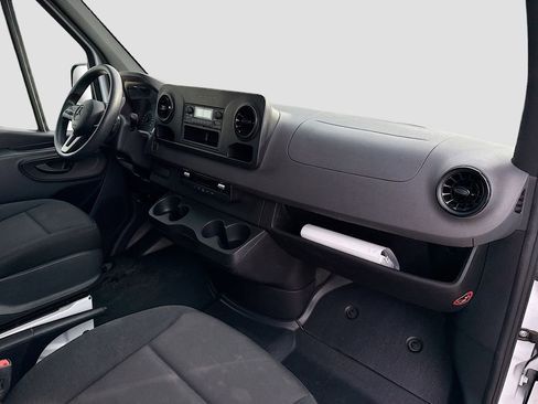 Used 2023 Mercedes-Benz Sprinter 144 Cargo image 25