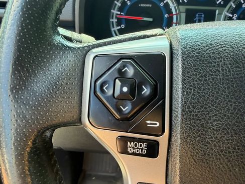 Used 2017 Toyota 4Runner SR5 Premium AWD/4WD image 19