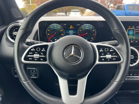 Used 2020 Mercedes-Benz GLB 250 4MATIC image 24