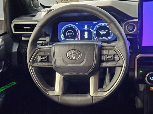 New 2026 Toyota 4Runner Limited AWD/4WD image 15