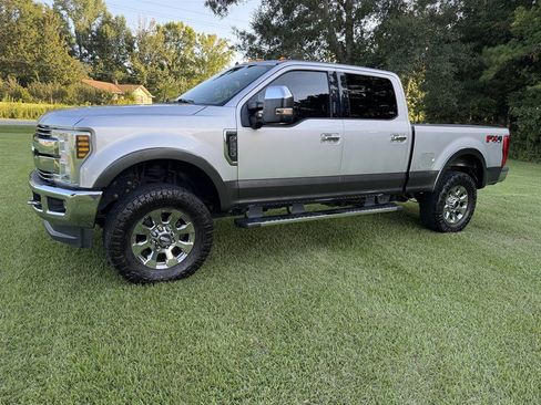 Used 2019 Ford F250 Lariat w/ Chrome Package AWD/4WD image 19