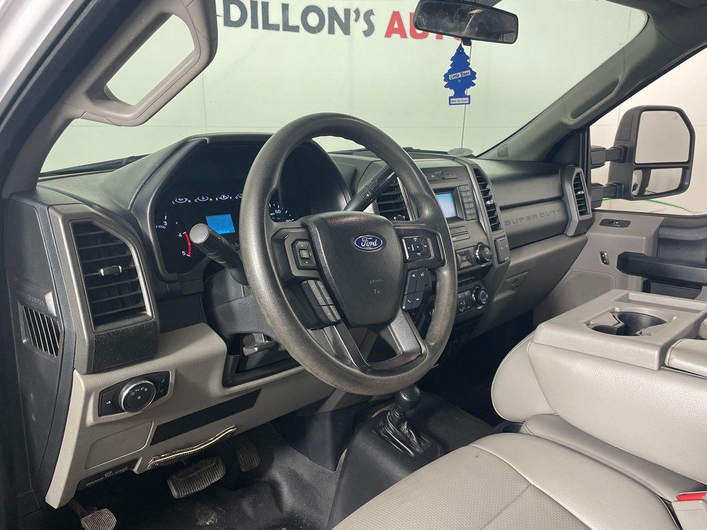 Used 2017 Ford F450 XL AWD/4WD image 14