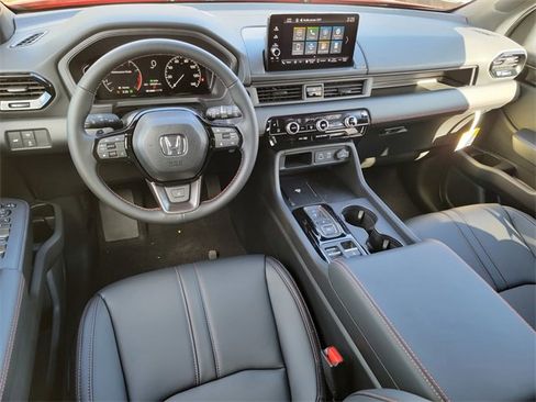 New 2025 Honda Pilot TrailSport image 32