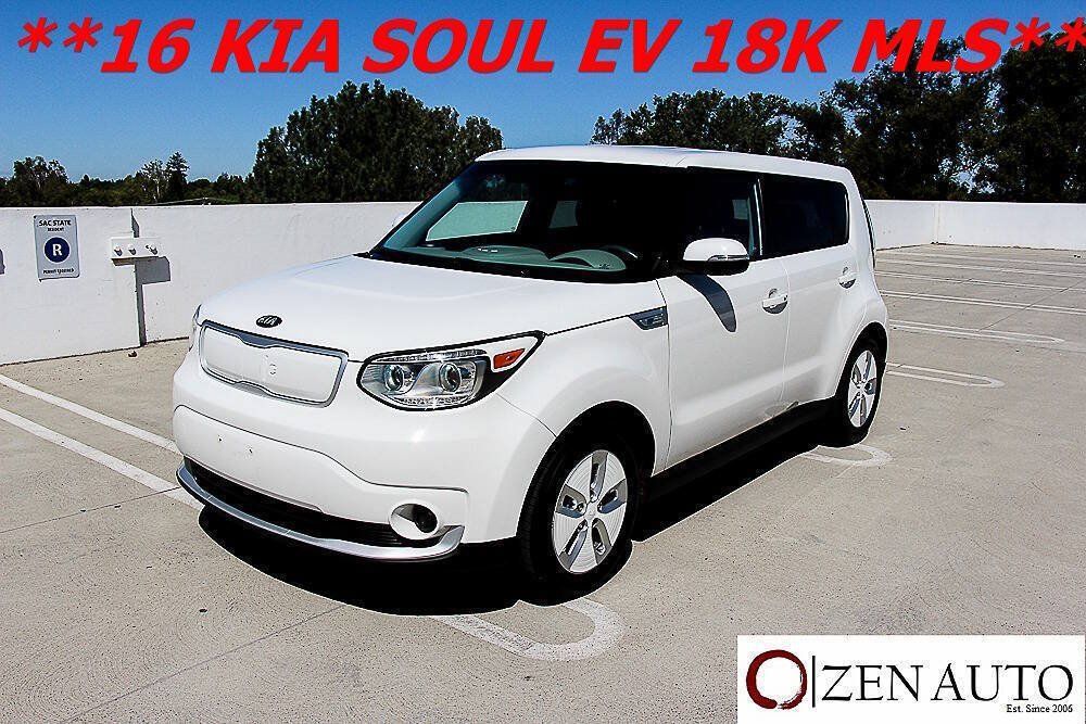 Used 2016 Kia Soul EV FWD image 38