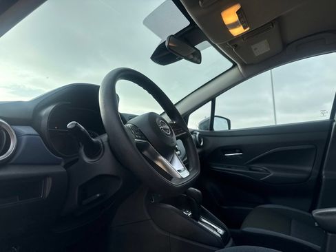 Certified 2025 Nissan Versa SV FWD image 37