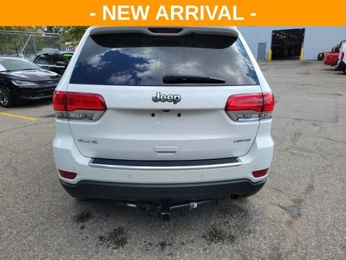 Used 2018 Jeep Grand Cherokee Limited AWD/4WD image 4