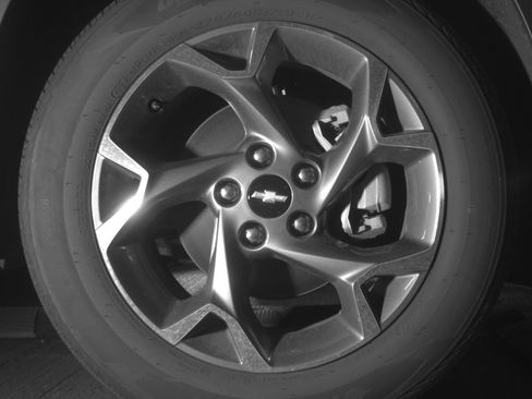 Used 2025 Chevrolet Trax LT w/ LT Convenience Package image 13