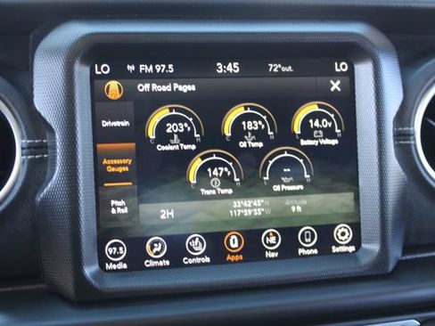 Used 2023 Jeep Wrangler Unlimited Sahara w/ Cold Weather Group AWD/4WD image 30