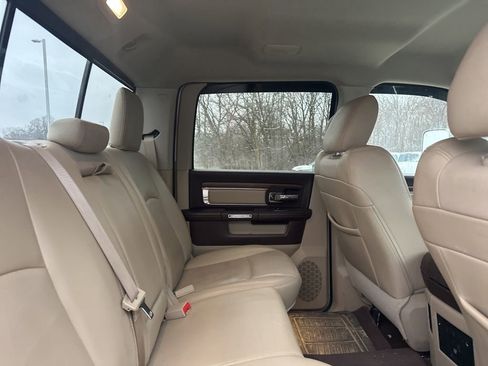 Used 2017 RAM 2500 Laramie image 13