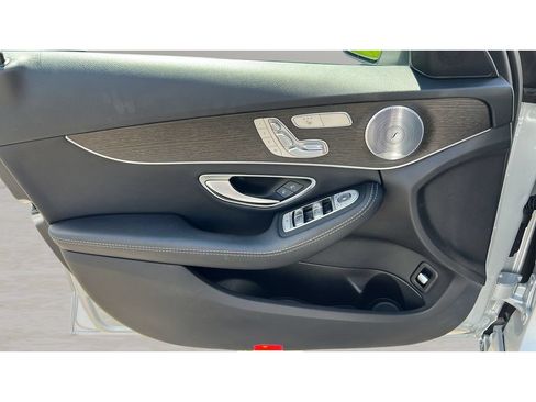 Used 2020 Mercedes-Benz C 300 4MATIC Sedan image 26