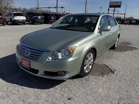 Used 2008 Toyota Avalon XLS image 7