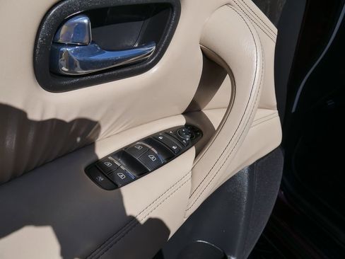 Used 2023 Nissan Armada Platinum w/ Captain's Chairs Package AWD/4WD image 28