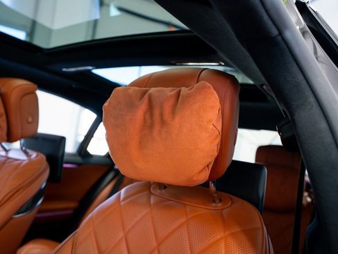 Used 2023 Mercedes-Benz S 580 4MATIC Sedan w/ Warmth & Comfort Package image 39