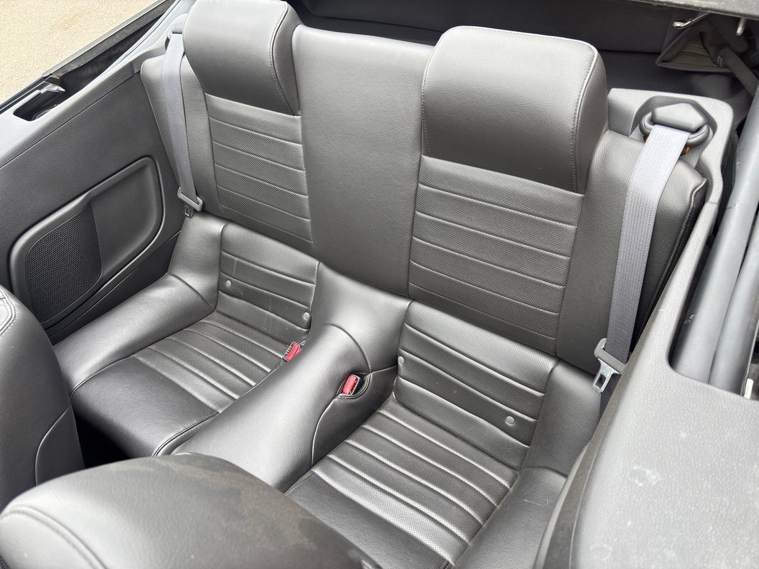 Used 2009 Ford Mustang Shelby GT500 RWD image 40