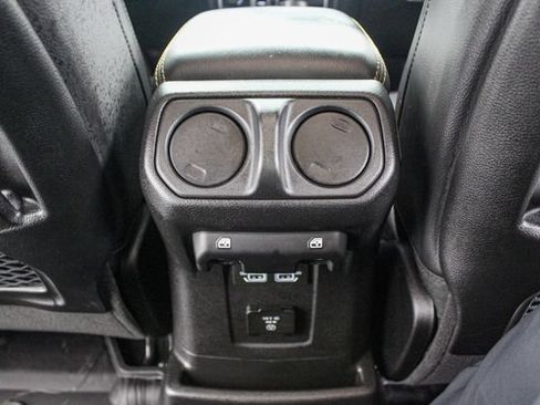 Used 2025 Jeep Wrangler Unlimited Sahara w/ Safety Group AWD/4WD image 24