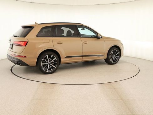 Certified 2025 Audi Q7 2.0T Premium Plus w/ Premium Plus Package AWD/4WD image 7