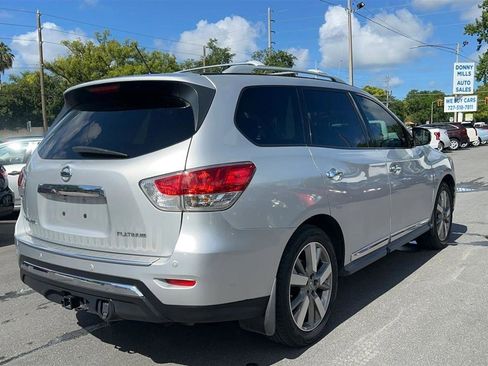 Used 2015 Nissan Pathfinder Platinum FWD image 9