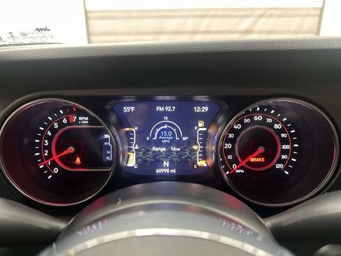 Used 2022 Jeep Gladiator Mojave w/ Trailer Tow Package image 10