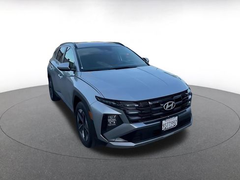 Used 2025 Hyundai Tucson SEL image 3