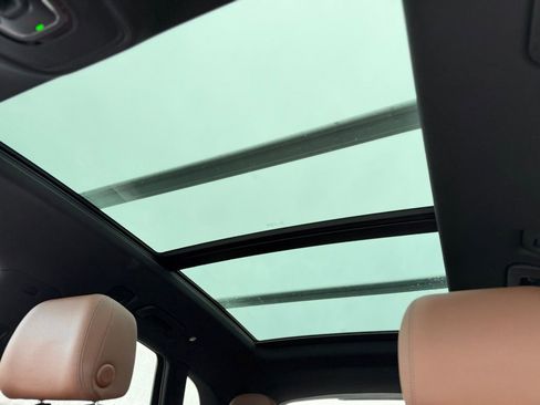 Used 2021 Audi Q5 e Premium Plus w/ Premium Plus Package image 24