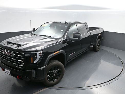 Used 2024 GMC Sierra 3500 AT4 w/ Technology Package image 41