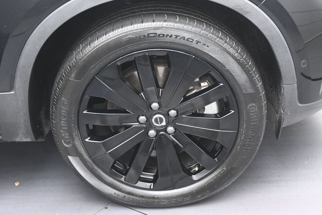 Used 2023 Volvo C40 P8 Recharge Plus AWD/4WD image 30