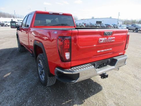 New 2026 GMC Sierra 2500 SLE w/ SLE Value Package; AWD/4WD image 9