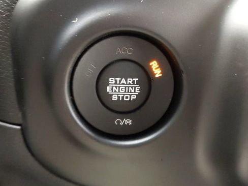 Used 2020 Jeep Wrangler Unlimited Sport image 26