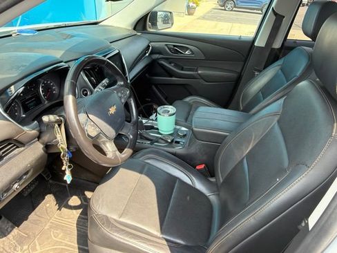 Used 2019 Chevrolet Traverse Premier w/ Redline Edition AWD/4WD image 4