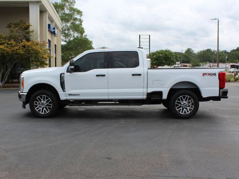 Used 2023 Ford F250 XLT w/ FX4 Off-Road Package AWD/4WD image 8