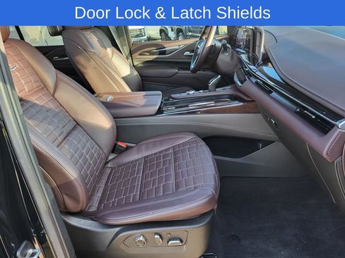 Used 2024 Cadillac Escalade Premium Luxury Platinum w/ LPO, Floor Liner Package image 11