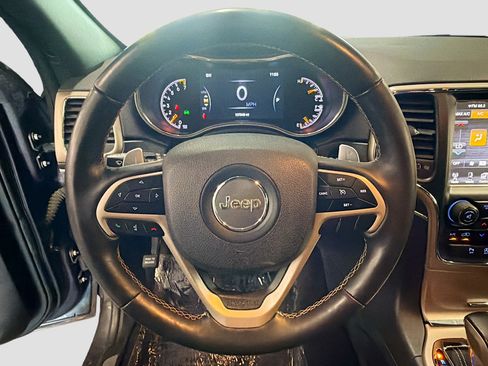 Used 2017 Jeep Grand Cherokee Limited AWD/4WD image 17