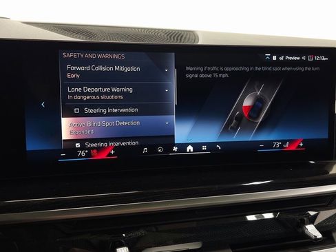 Used 2026 BMW X6 xDrive40i w/ Climate Comfort Package image 21